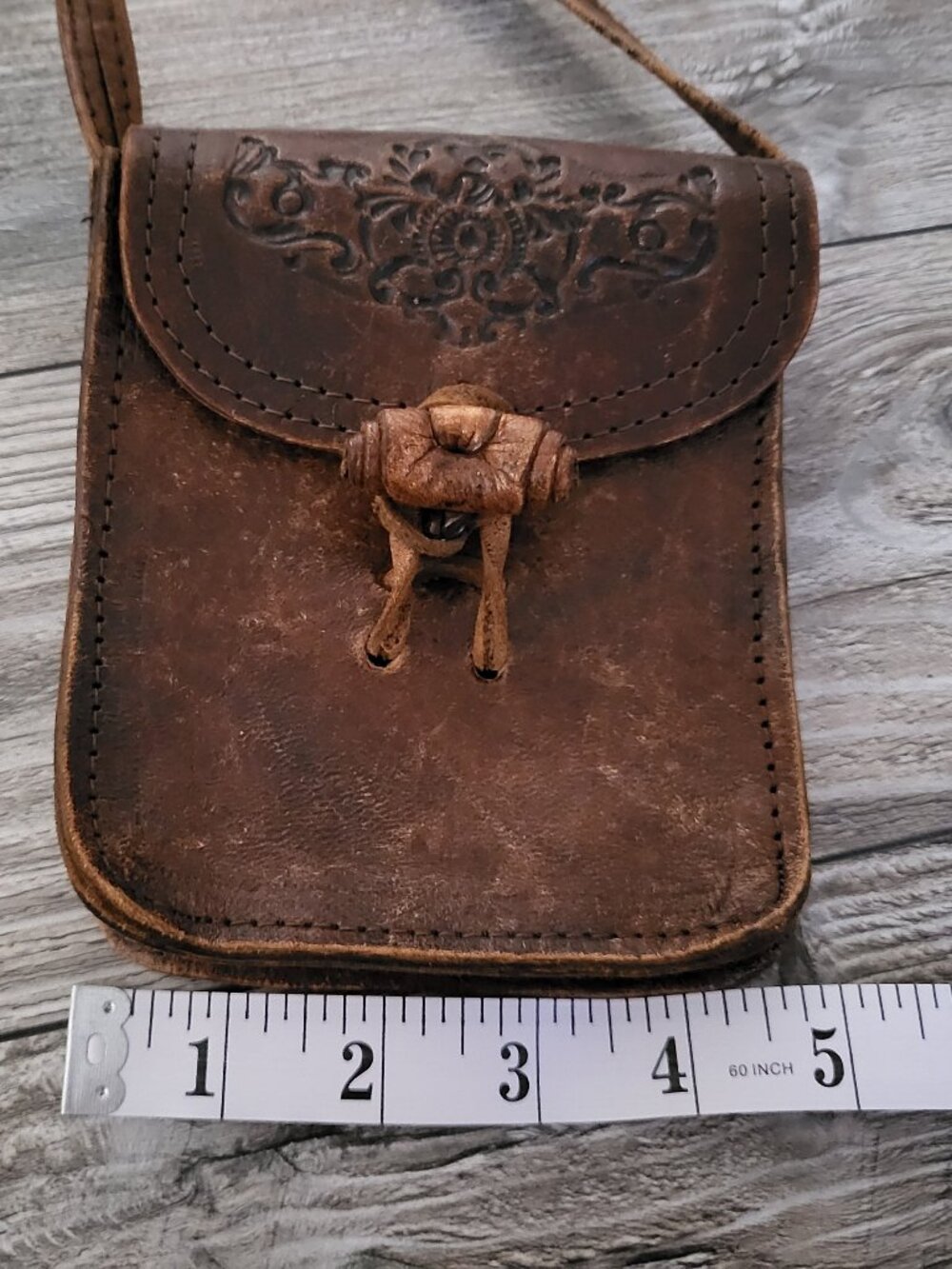Vintage 80s Tooled Leather Crossbody Bag Brown Boho Renaissance Festival Pouch - Picture 8 of 13